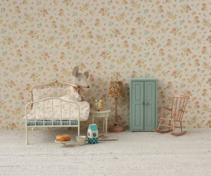 Side Table, Mouse