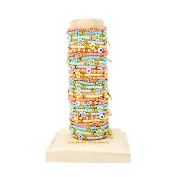 Tiny Daisies & Hearts Tower
