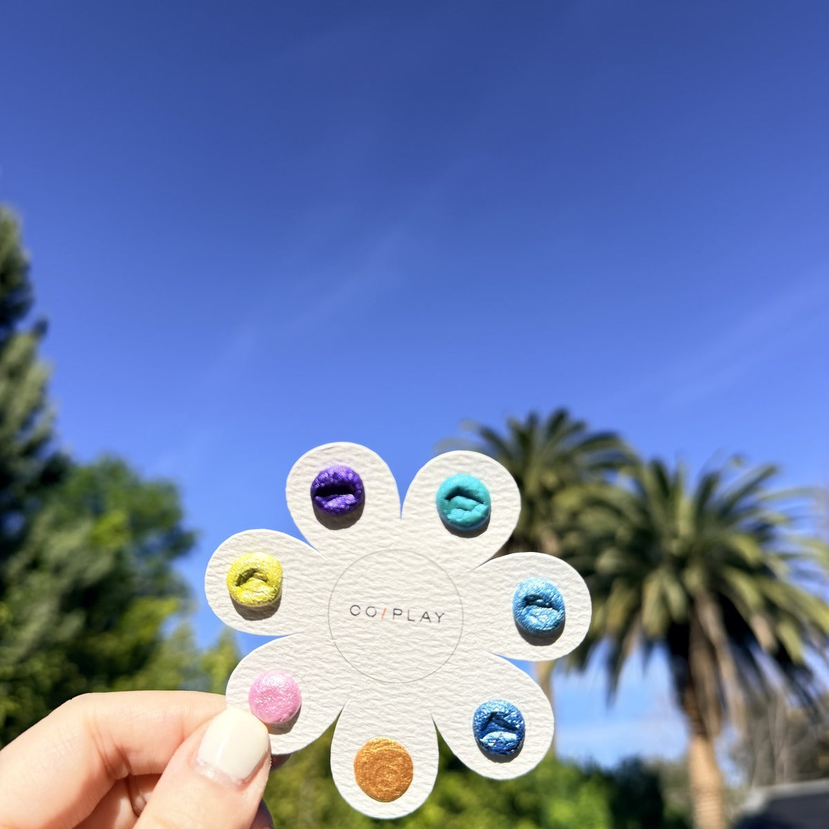 Seven-Color Bloom Dot Palette - Pearl Edition