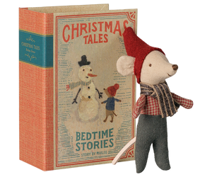 Christmas mouse, Baby in book