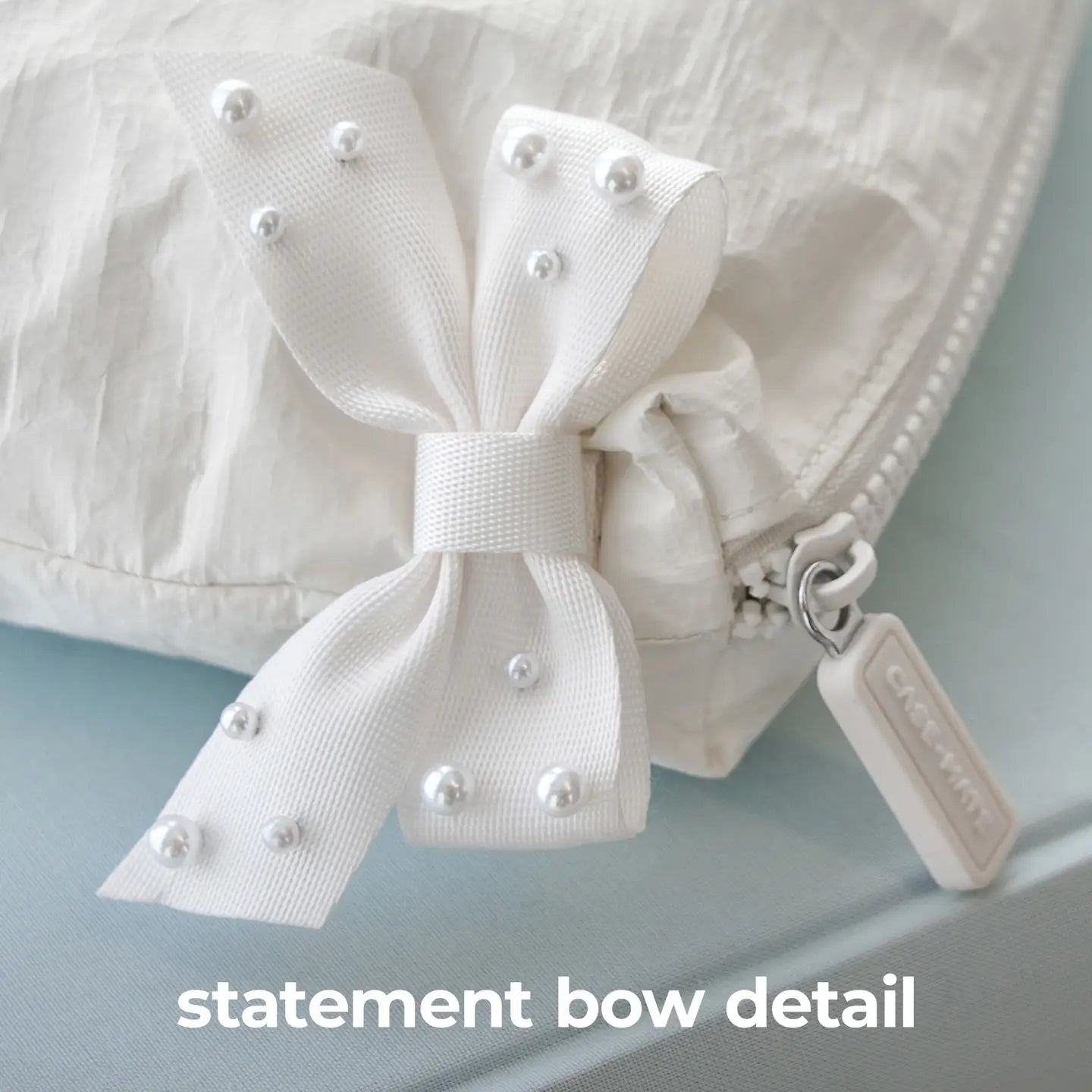 Case-Mate Ivory Pearl Bow Crinkle Makeup Bag