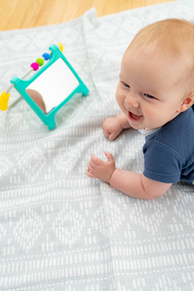 Sw Peeka Peeka Developmental Mirror